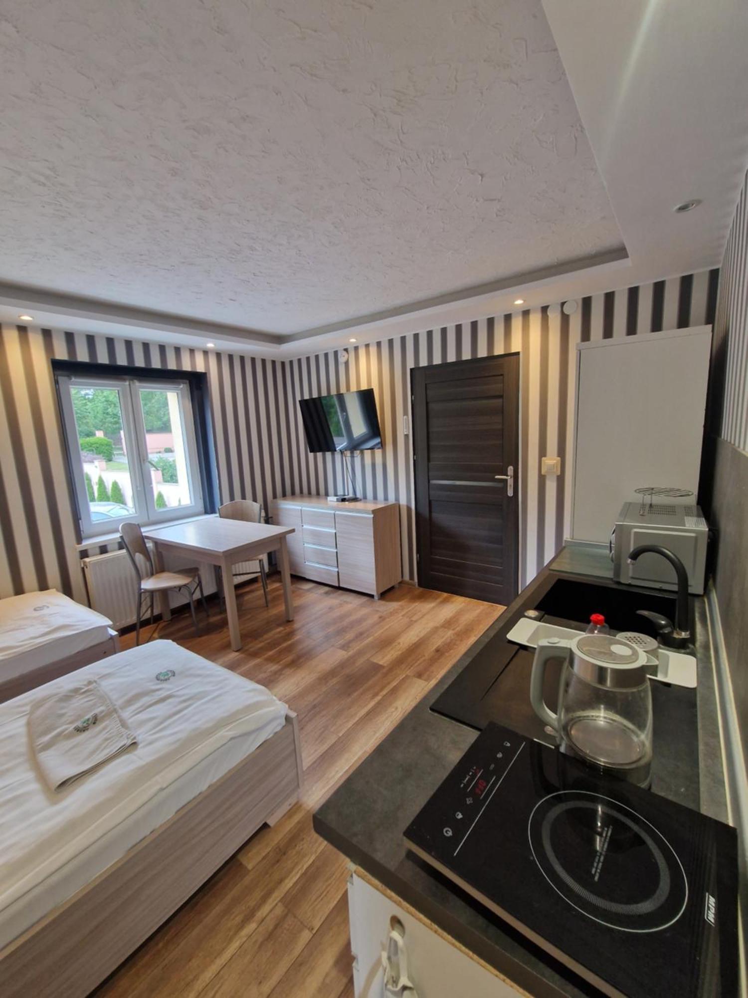 Goscinne Andrzejowka Andrzej Sikon Apartmán *